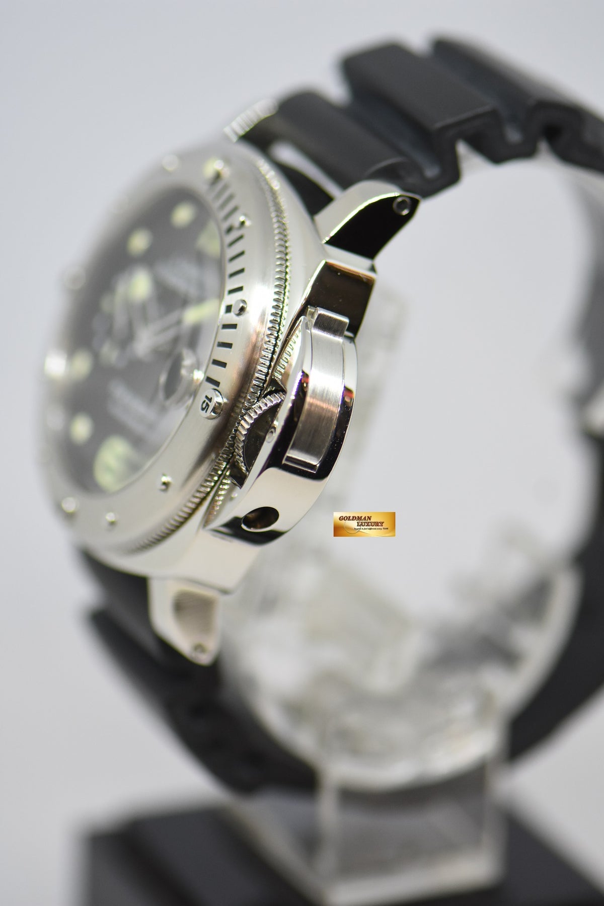 [SOLD] PANERAI LUMINOR SUBMERSIBLE 44mm STEEL IN RUBBER AUTOMATIC PAM 024 (MINT)