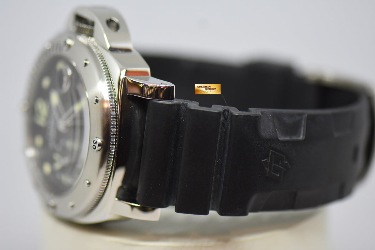 [SOLD] PANERAI LUMINOR SUBMERSIBLE 44mm STEEL IN RUBBER AUTOMATIC PAM 024 (MINT)