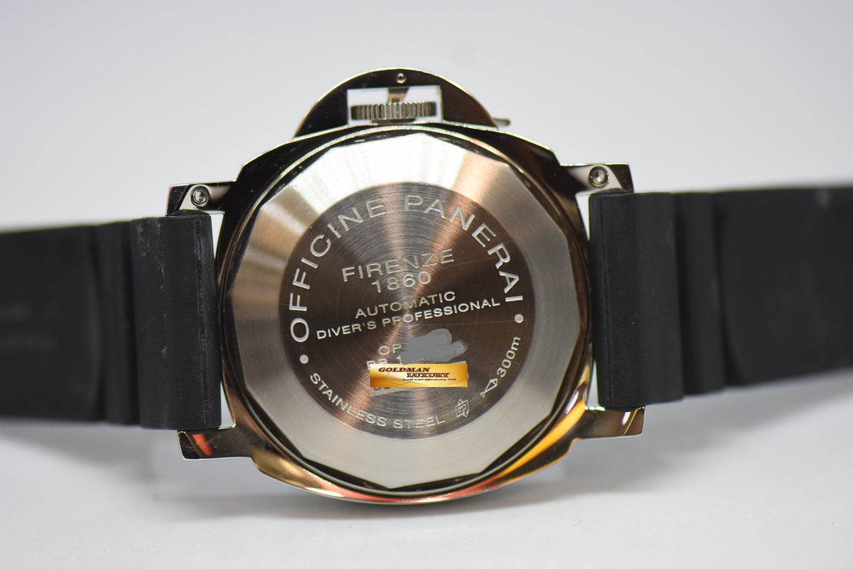 [SOLD] PANERAI LUMINOR SUBMERSIBLE 44mm STEEL IN RUBBER AUTOMATIC PAM 024 (MINT)