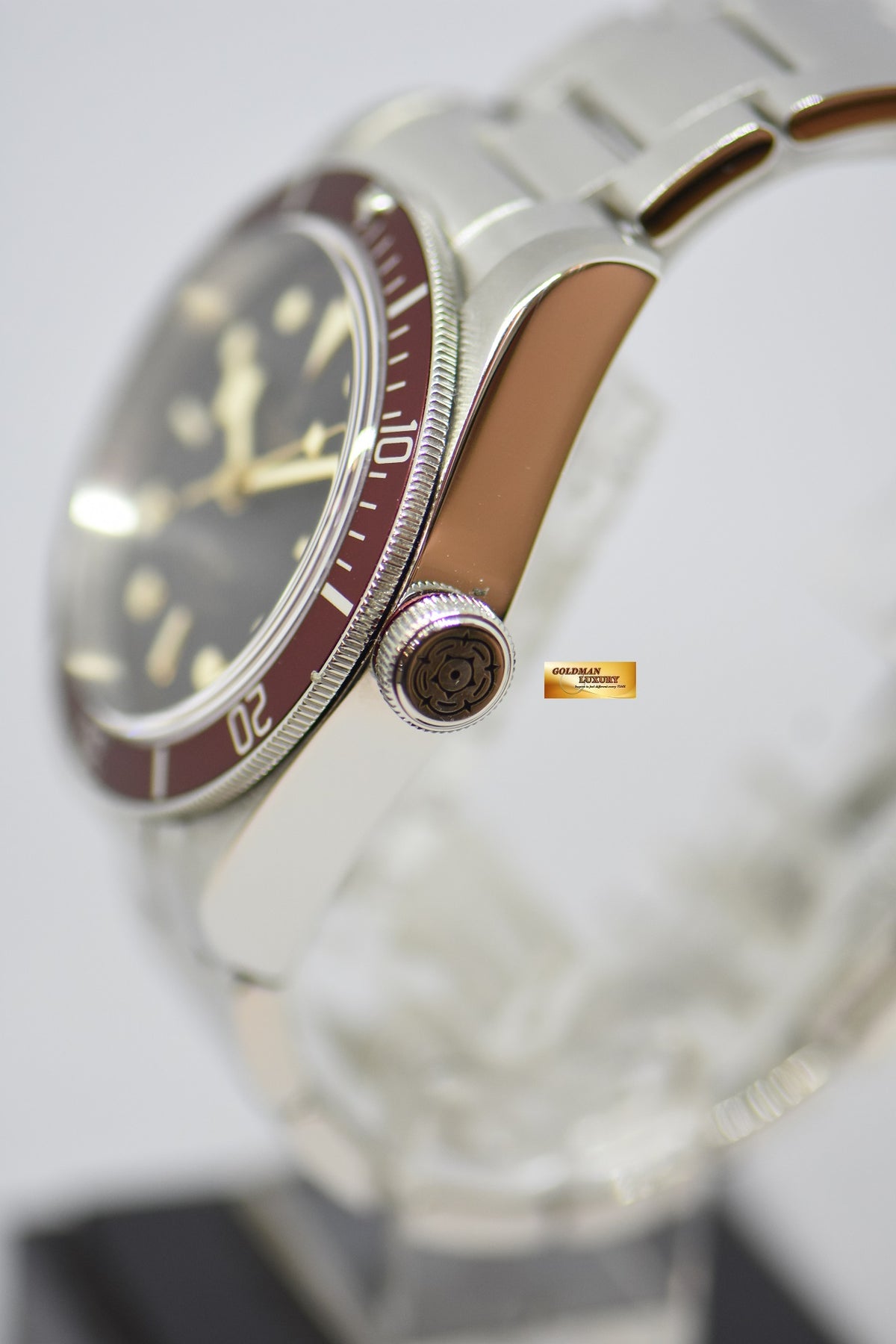 [SOLD] TUDOR BLACK BAY 41mm STEEL IN BRACELET RED BURGUNDY BEZEL “ROSE DIAL” AUTOMATIC 79220R (MINT)
