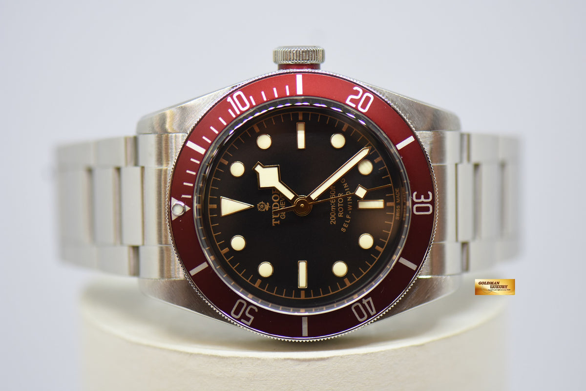 [SOLD] TUDOR BLACK BAY 41mm STEEL IN BRACELET RED BURGUNDY BEZEL “ROSE DIAL” AUTOMATIC 79220R (MINT)