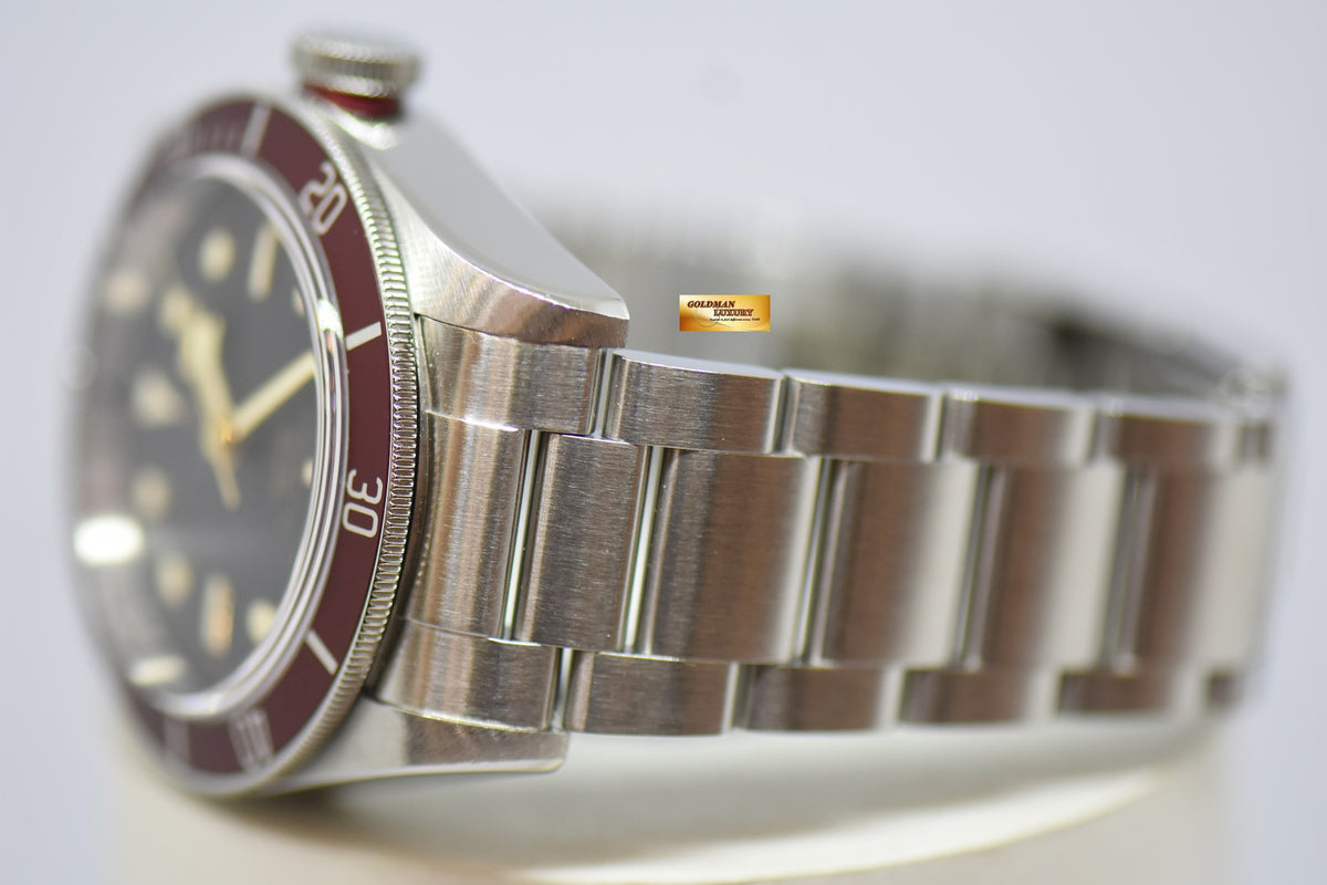[SOLD] TUDOR BLACK BAY 41mm STEEL IN BRACELET RED BURGUNDY BEZEL “ROSE DIAL” AUTOMATIC 79220R (MINT)