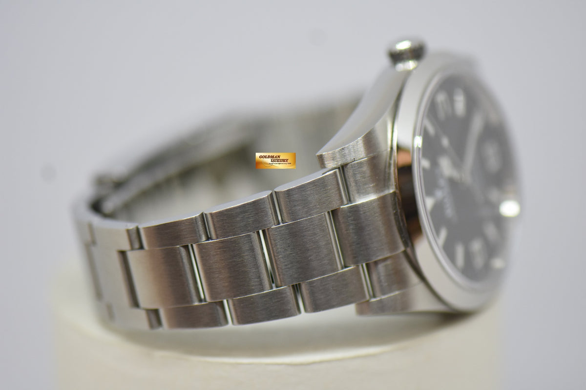[SOLD] ROLEX OYSTER EXPLORER 39mm MARK II DIAL STEEL IN BRACELET BLACK 214270 (MINT)