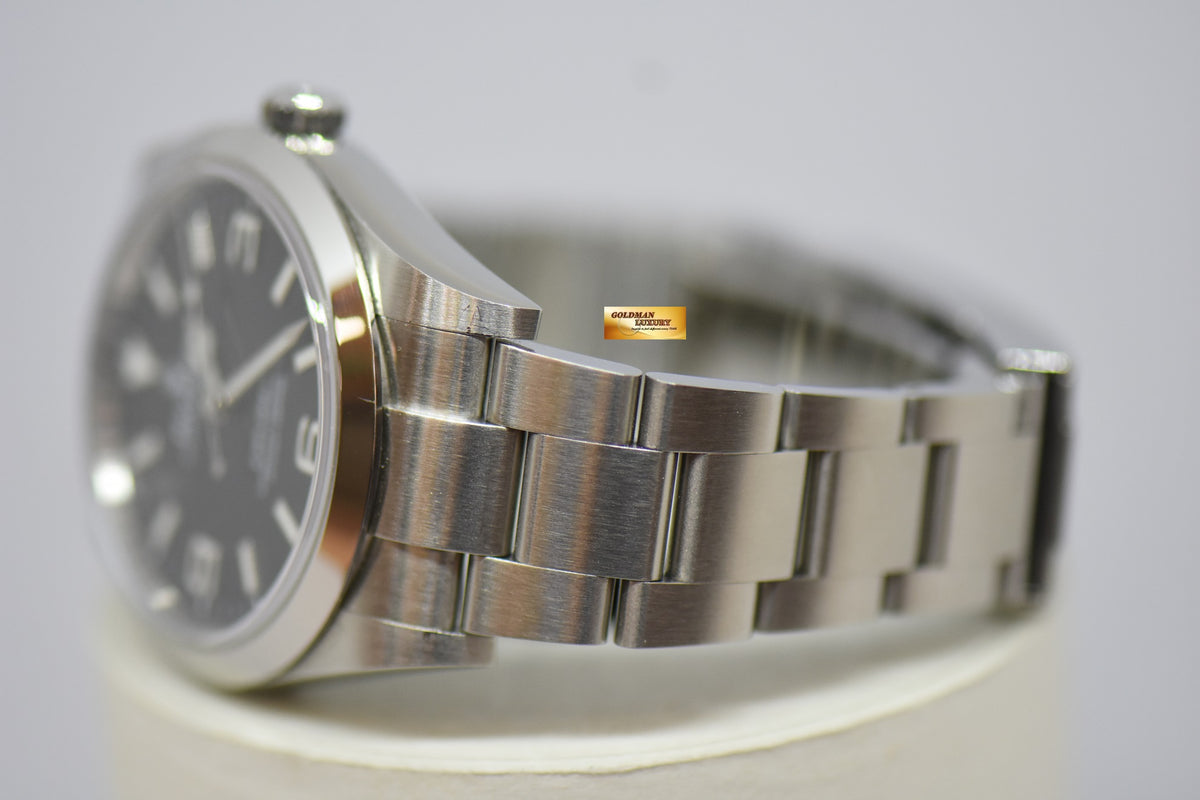 [SOLD] ROLEX OYSTER EXPLORER 39mm MARK II DIAL STEEL IN BRACELET BLACK 214270 (MINT)