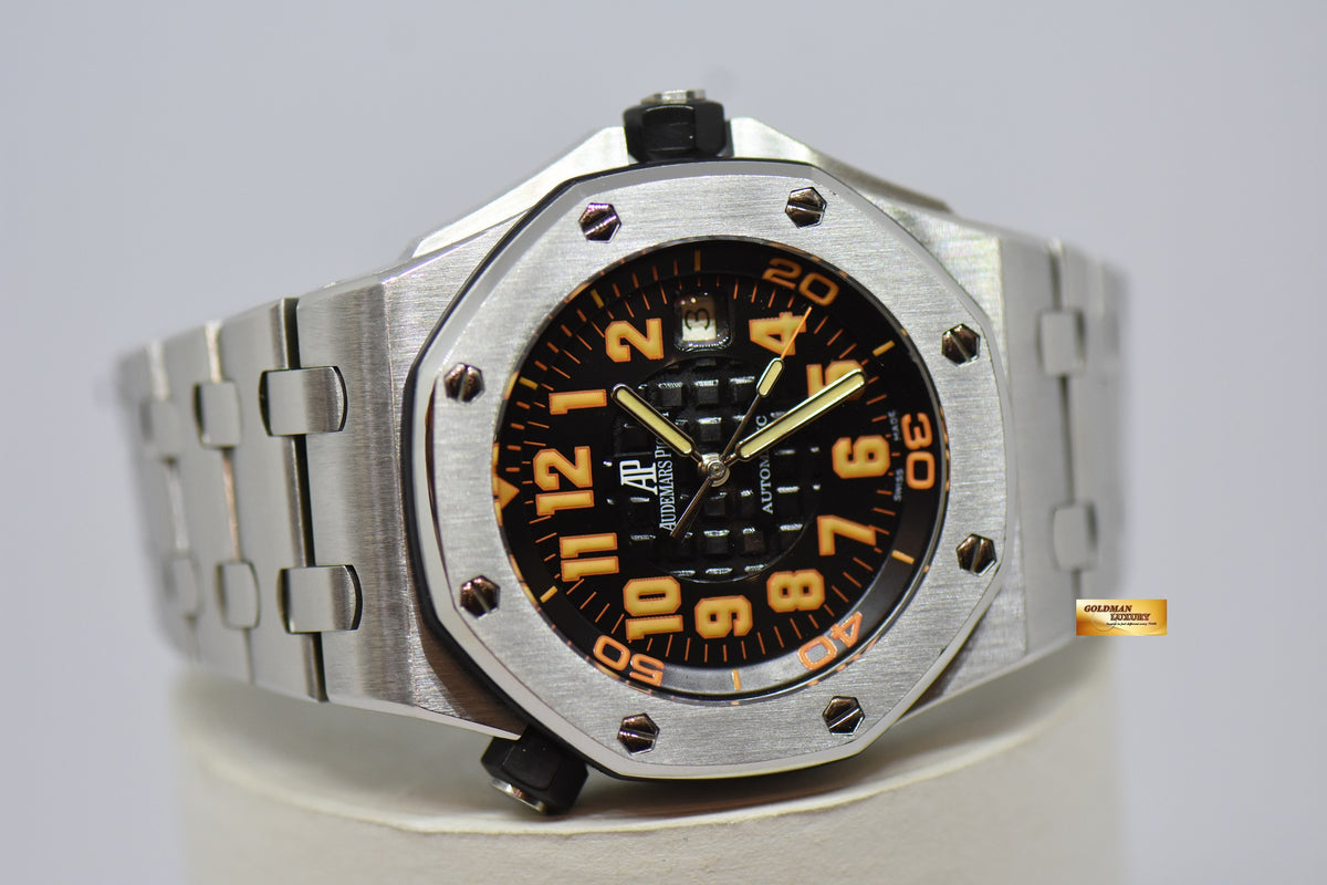 [SOLD] AUDEMARS PIGUET ROYAL OAK OFFSHORE 42mm SCUBA DIVER ORANGE STEEL IN BRACELET AUTOMATIC 15701ST (MINT)