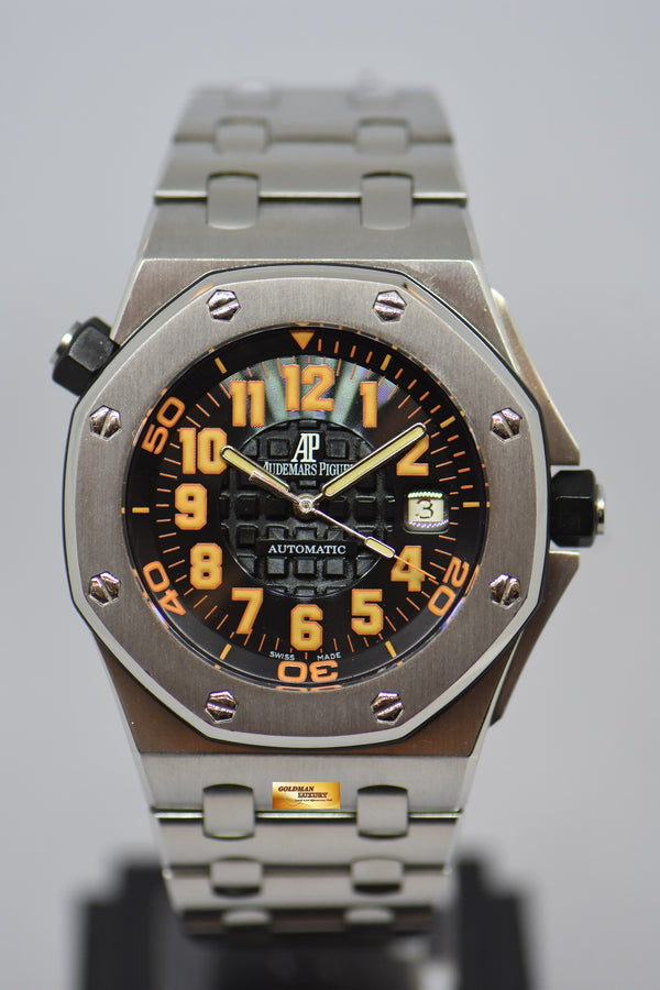 [SOLD] AUDEMARS PIGUET ROYAL OAK OFFSHORE 42mm SCUBA DIVER ORANGE STEEL IN BRACELET AUTOMATIC 15701ST (MINT)