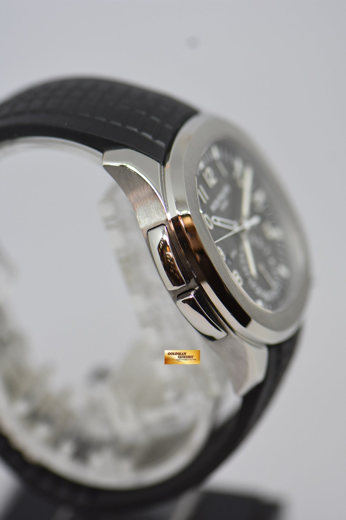 [SOLD] PATEK PHILIPPE AQUANAUT TRAVEL TIME 40.8mm STEEL IN RUBBER 5164A AUTOMATIC (LNIB)