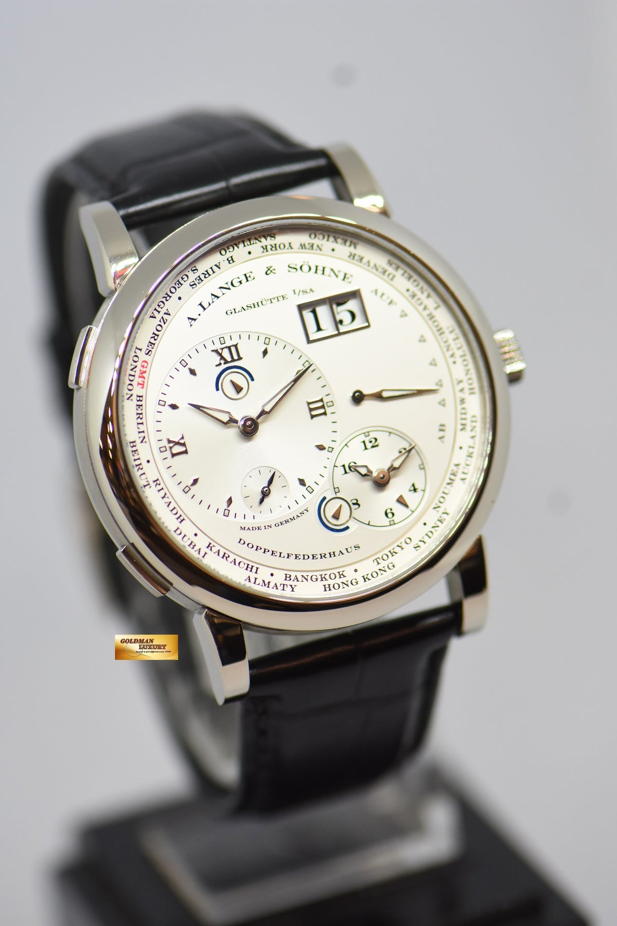 [SOLD] A.LANGE & SOHNE LANGE 1 TIME ZONE 41.9mm SILVERED DIAL BIG DATE GMT WHITE GOLD IN LEATHER STRAP MANUAL WINDING 116.039 (MINT)