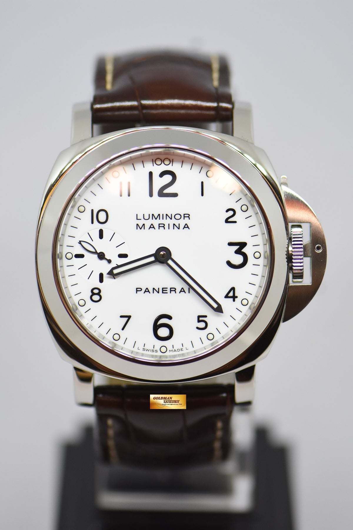 [SOLD] PANERAI LUMINOR MARINA 44mm STEEL IN LEATHER STRAP WHITE DIAL MANUAL WINDING PAM 113 (NEAR MINT)