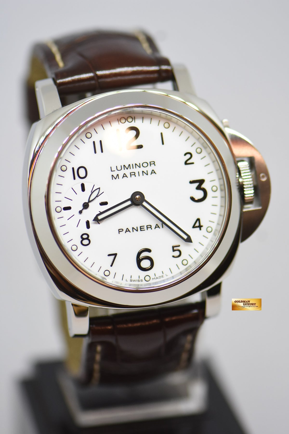 [SOLD] PANERAI LUMINOR MARINA 44mm STEEL IN LEATHER STRAP WHITE DIAL MANUAL WINDING PAM 113 (NEAR MINT)