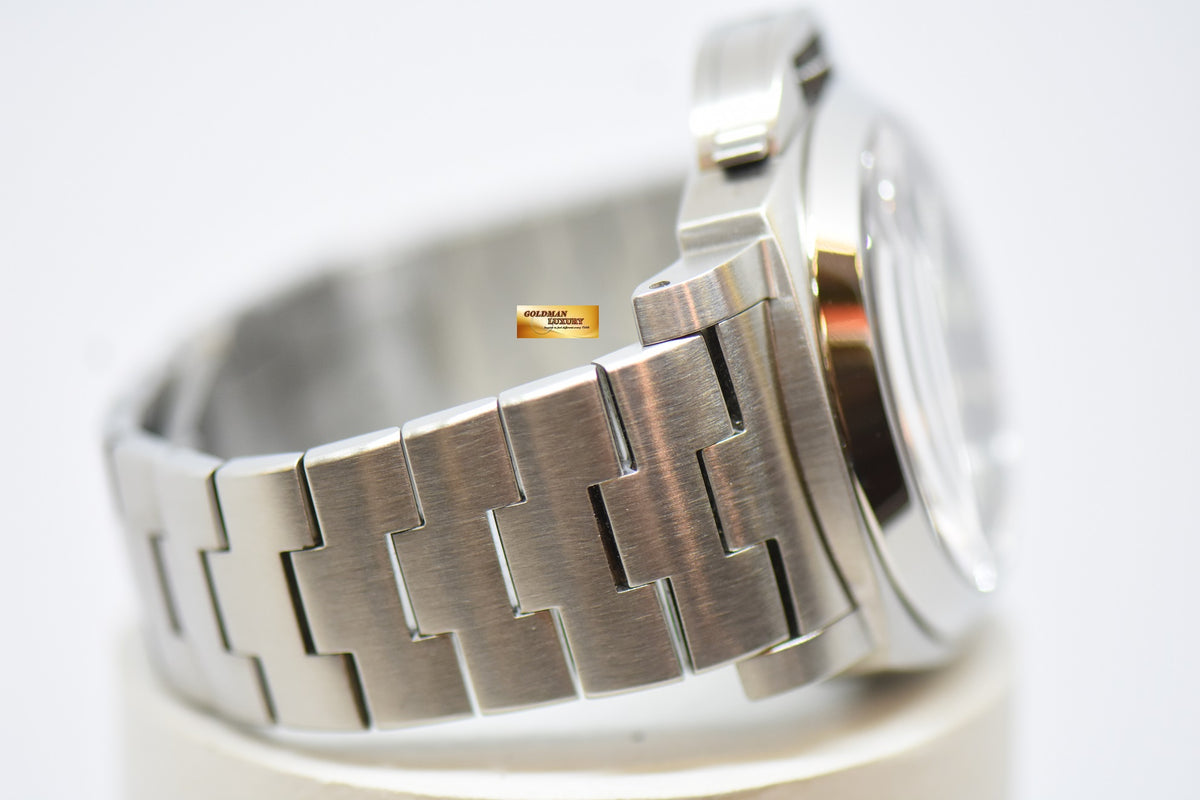 [SOLD] PANERAI LUMINOR MARINA 44mm STEEL IN BRACELET AUTOMATIC BLACK PAM 299 (LNIB)