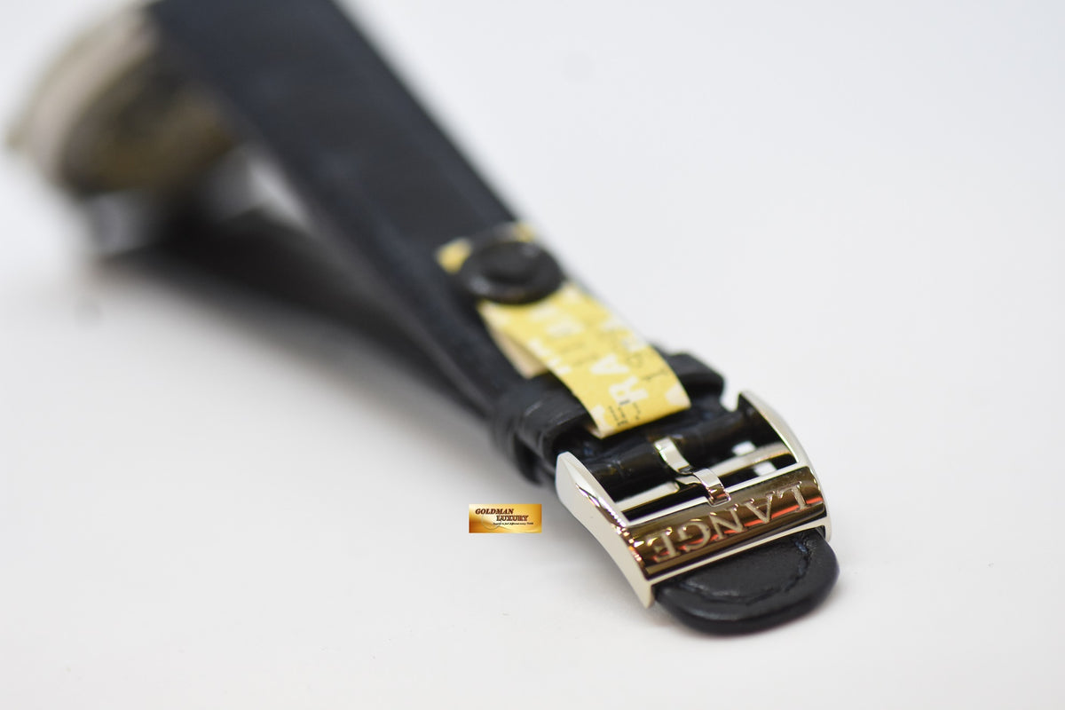 [SOLD] A.LANGE & SOHNE SAXONIA THIN 37mm WHITE GOLD IN LEATHER MANUAL WINDING 201.027 (NEW-UNWORN)