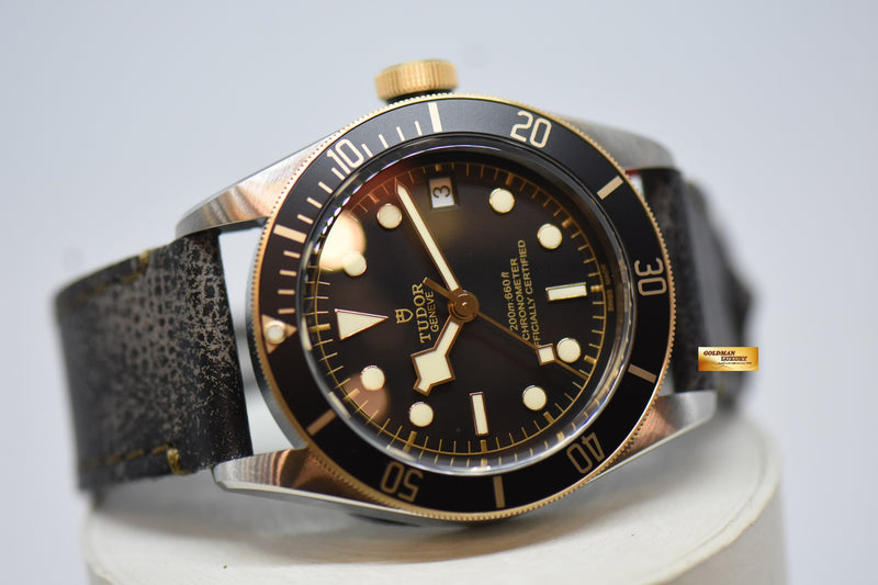 products/GML2942-TudorBlackBayHalf-Gold41mmBlackAutomatic79733N_NEW_-10.jpg