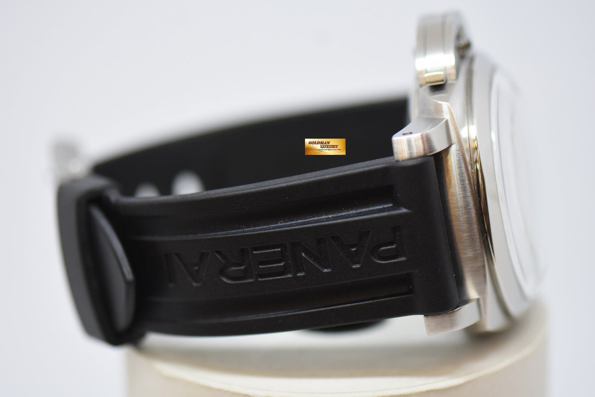 [SOLD] PANERAI LUMINOR GMT 1950 8 DAYS POWER RESERVE am/pm DIAL MANUAL WINDING PAM 233 (MINT)