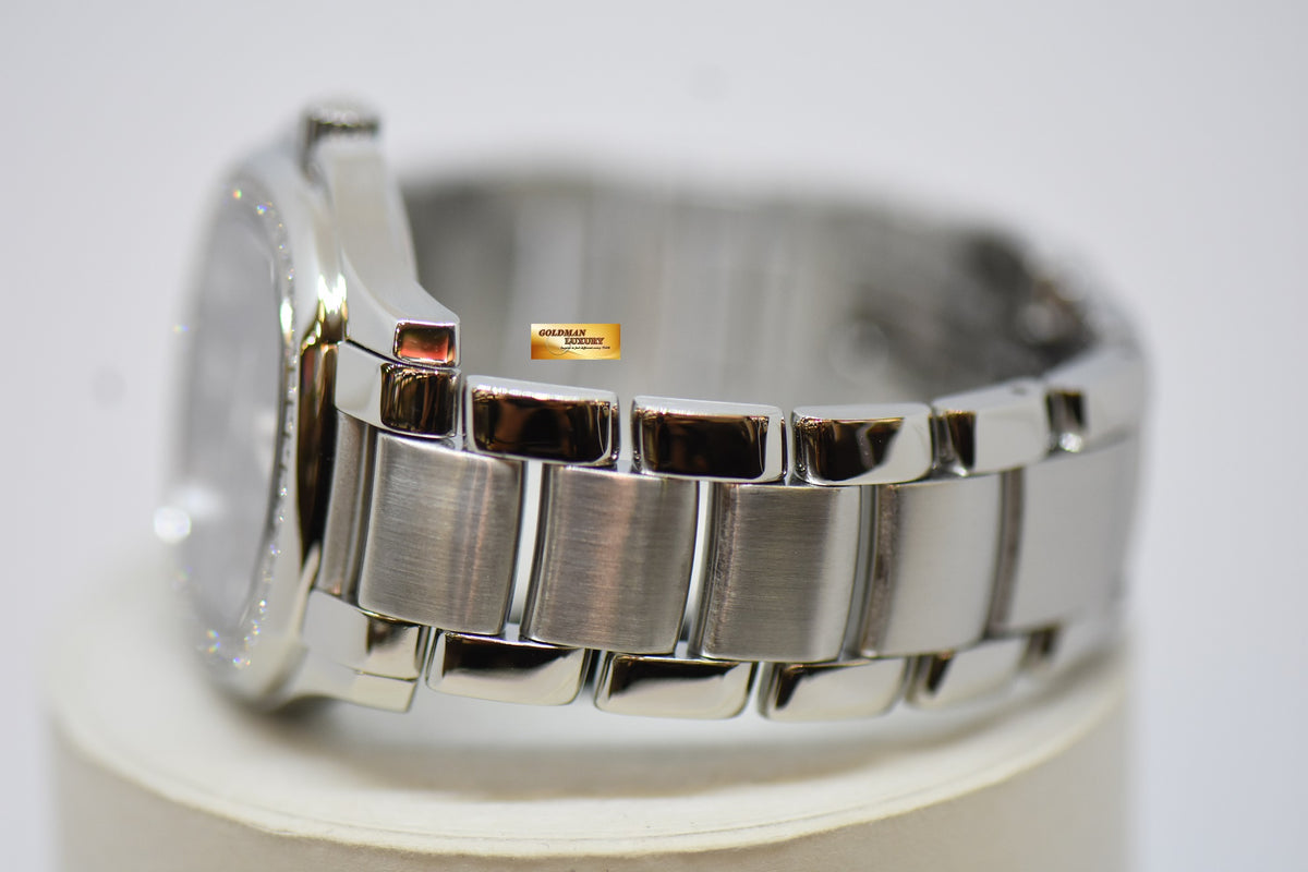 [SOLD] PATEK PHILIPPE AQUANAUT MIDSIZE 35mm STEEL IN BRACELET ORIGINAL DIAMOND BEZEL QUARTZ 5087A (MINT)