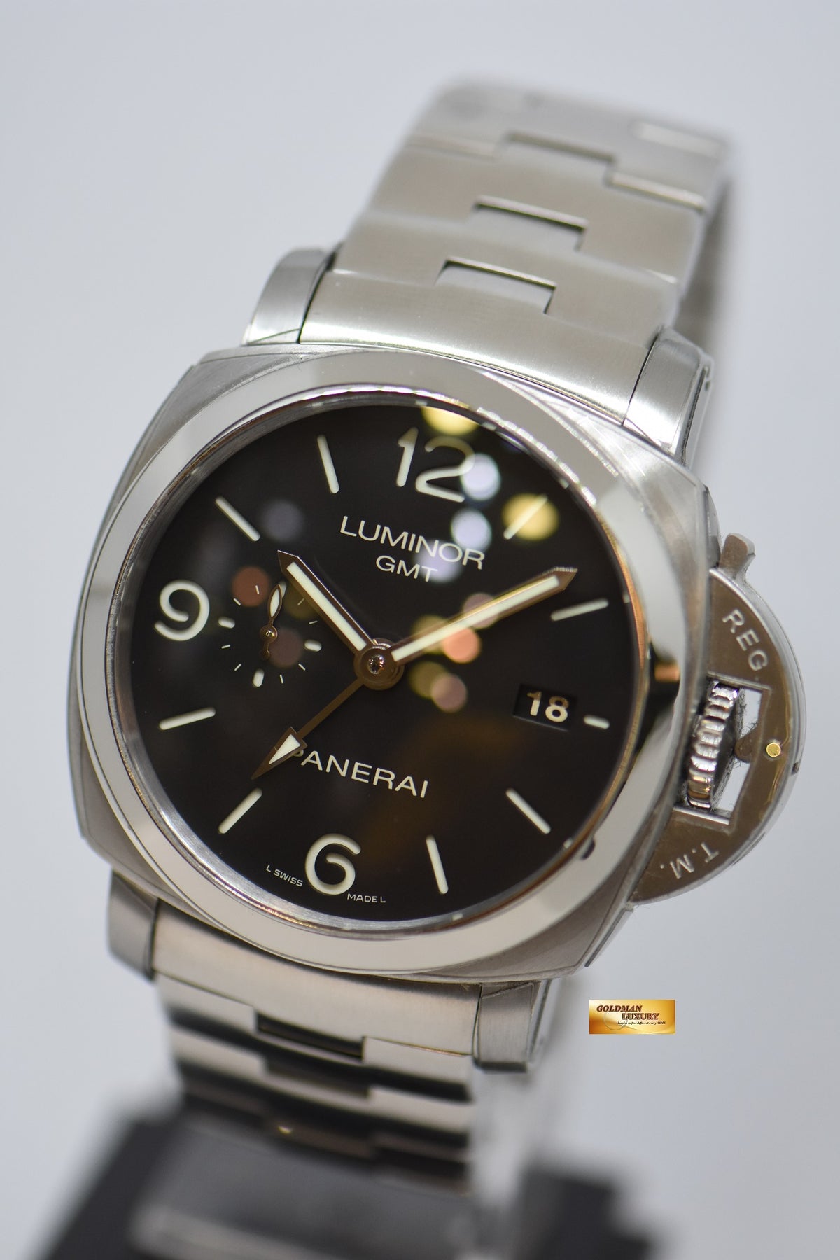 [SOLD] PANERAI LUMINOR 1950 GMT 44mm STEEL IN BRACELET AUTOMATIC BLACK PAM 329 (MINT)
