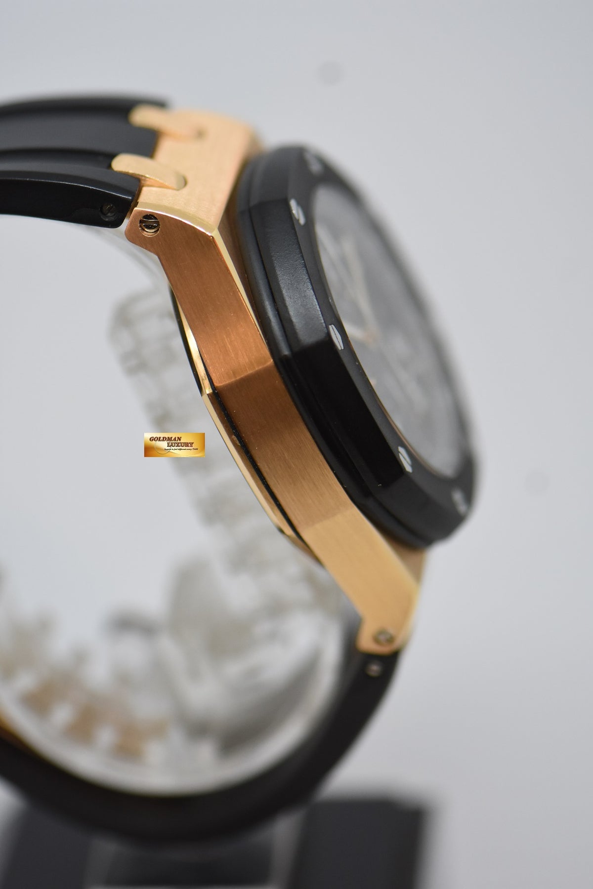 [SOLD] AUDEMARS PIGUET ROYAL OAK OFFSHORE 42mm ROSE GOLD RUBBER CLAD AUTOMATIC 25940OK (MINT)