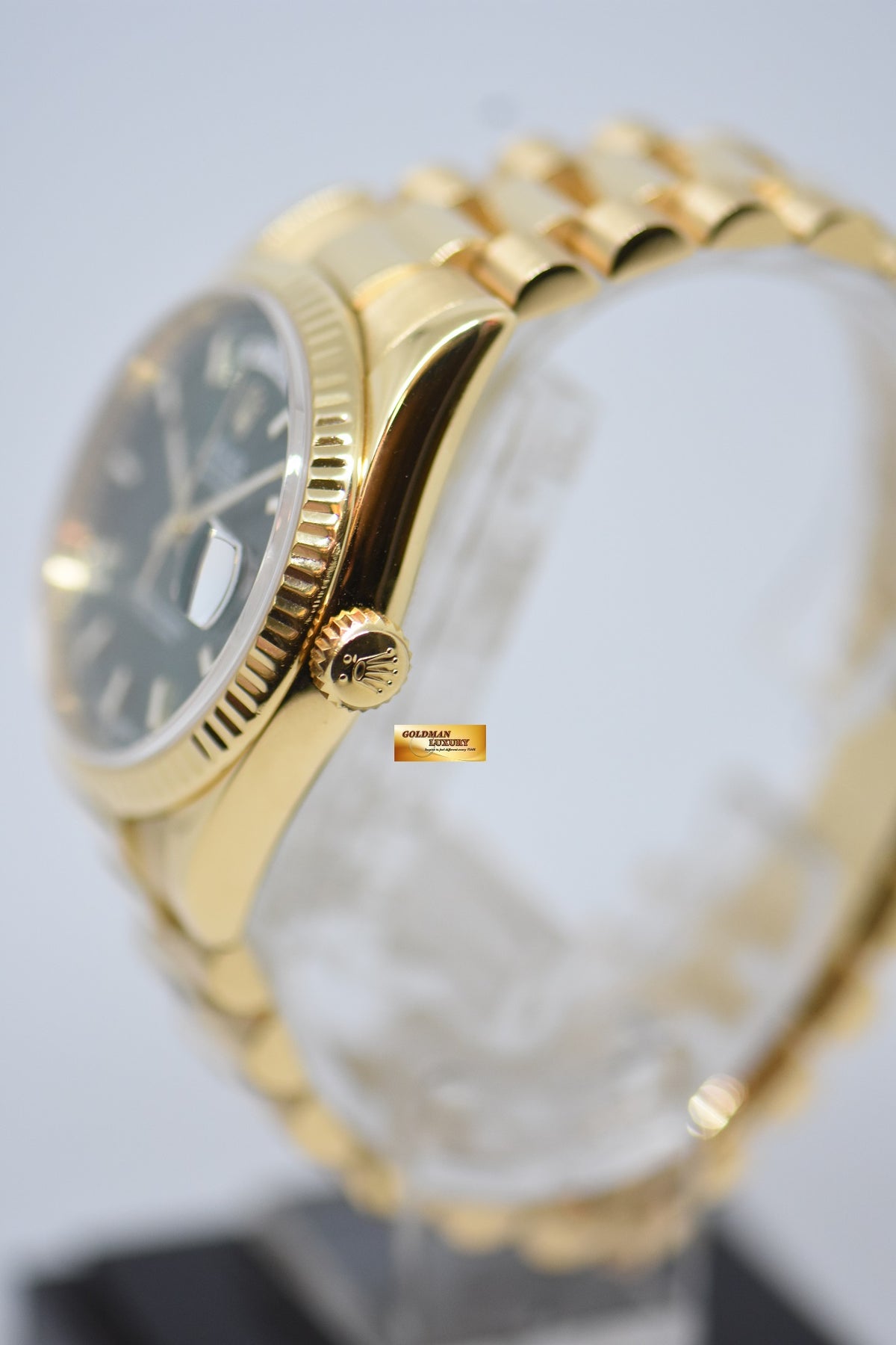 [SOLD] ROLEX OYSTER DAY-DATE 36mm YELLOW GOLD IN PRESIDENT BRACELET GREEN DIAL 118238 (MINT)