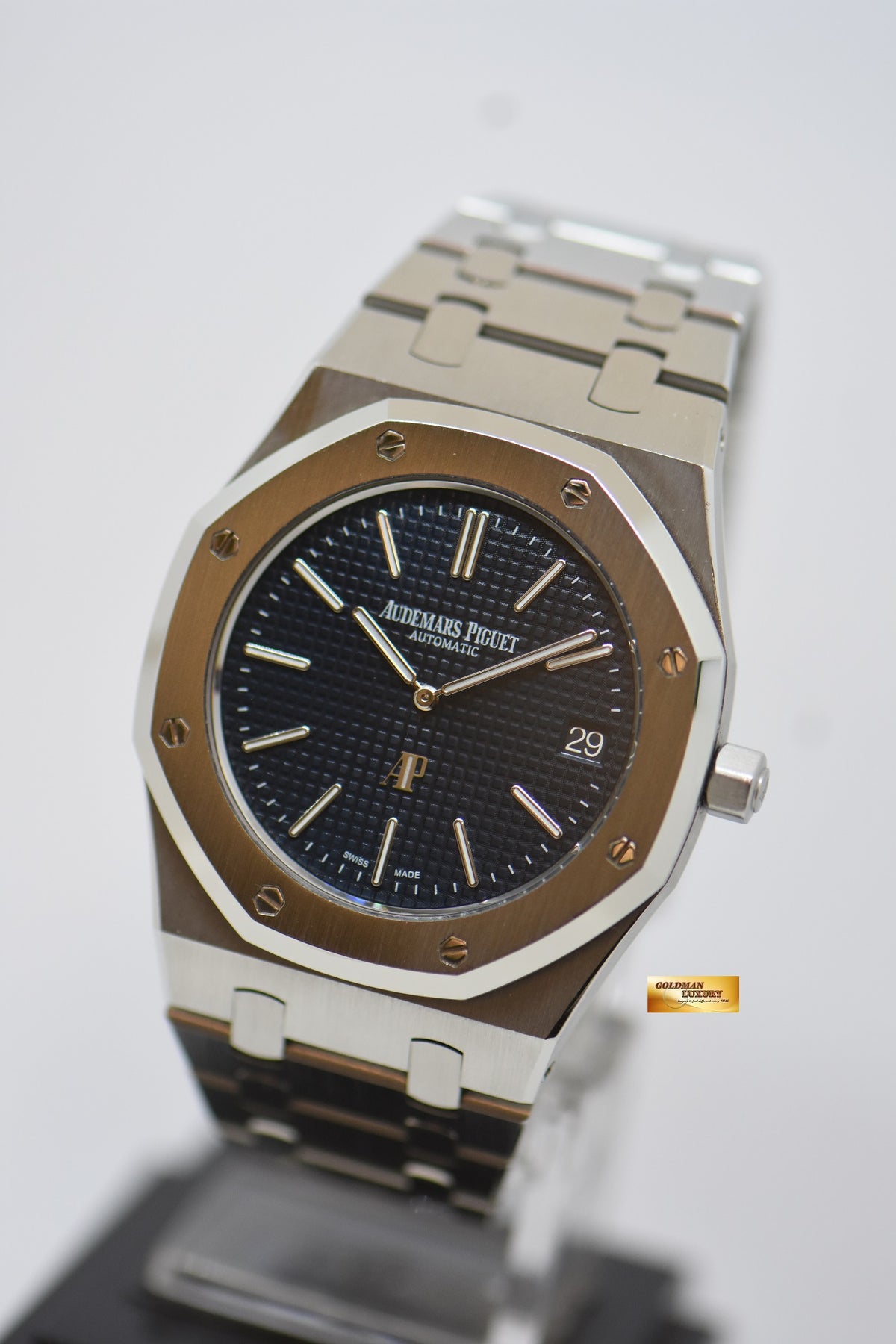 [SOLD] AUDEMARS PIGUET ROYAL OAK ULTRA THIN 39mm STEEL IN BRACELET BLUE DIAL 15202ST AUTOMATIC (UNPOLISHED SET)