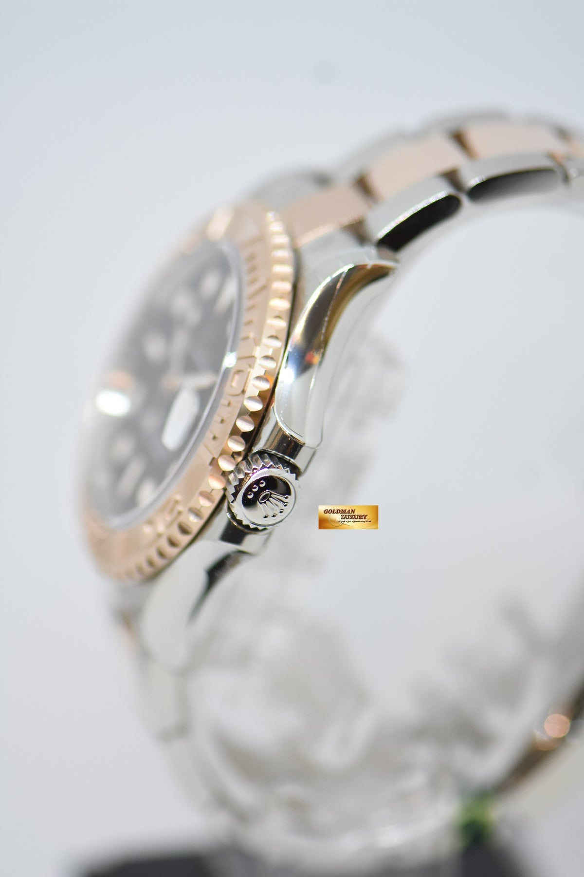[SOLD] ROLEX OYSTER PERPETUAL YACHTMASTER 40 EVEROSE GOLD / STEEL IN OYSTER BRACELET BLACK DIAL 126621 (NEW-UNWORN)