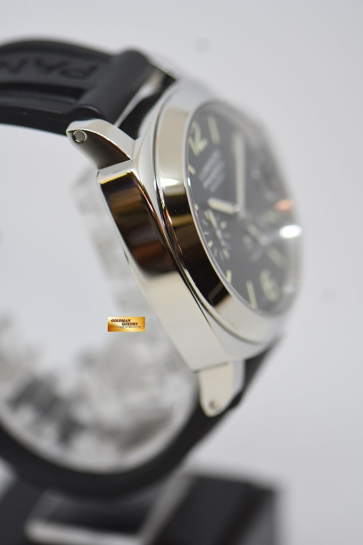 [SOLD] PANERAI LUMINOR MARINA 44mm POWER RESERVE AUTOMATIC BLACK PAM 90 (MINT)