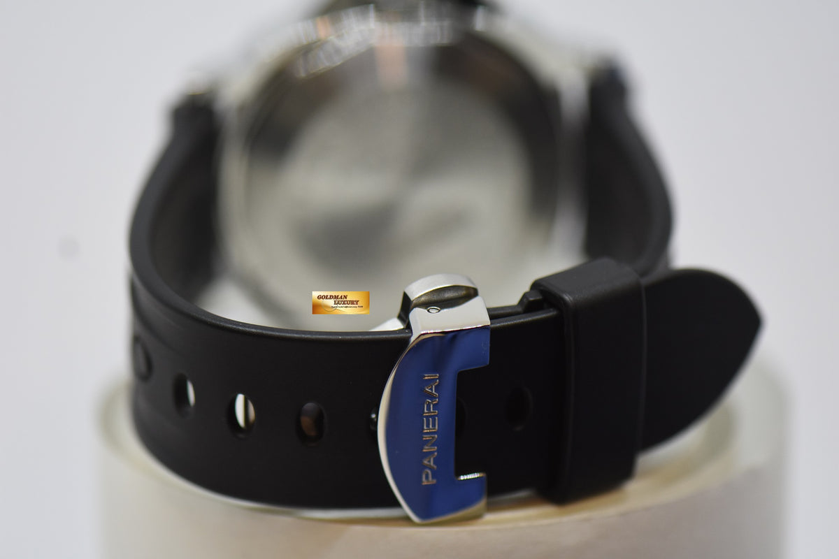 [SOLD] PANERAI LUMINOR MARINA 44mm POWER RESERVE AUTOMATIC BLACK PAM 90 (MINT)