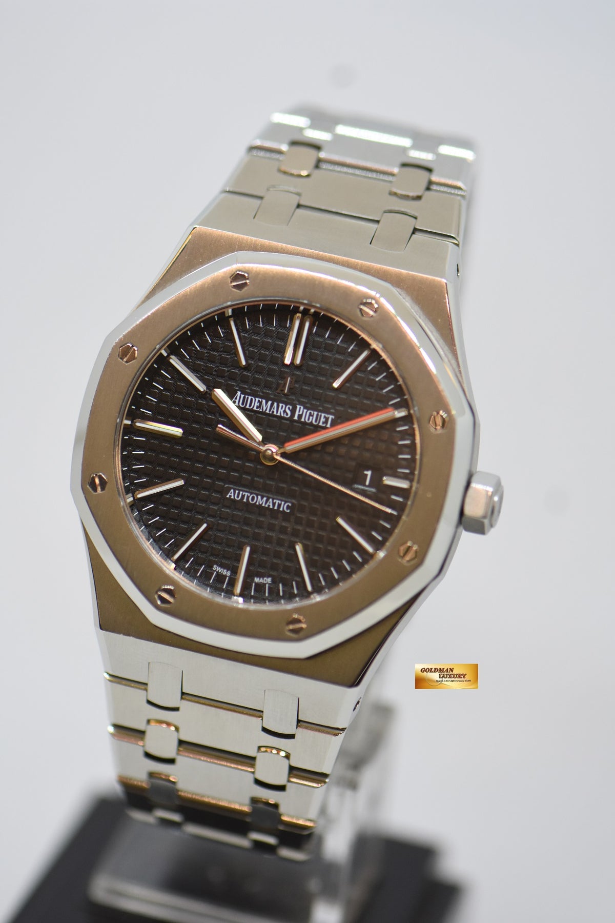 [SOLD] AUDEMARS PIGUET ROYAL OAK 41mm STEEL BRACELET BLACK DIAL 15400ST (MINT)