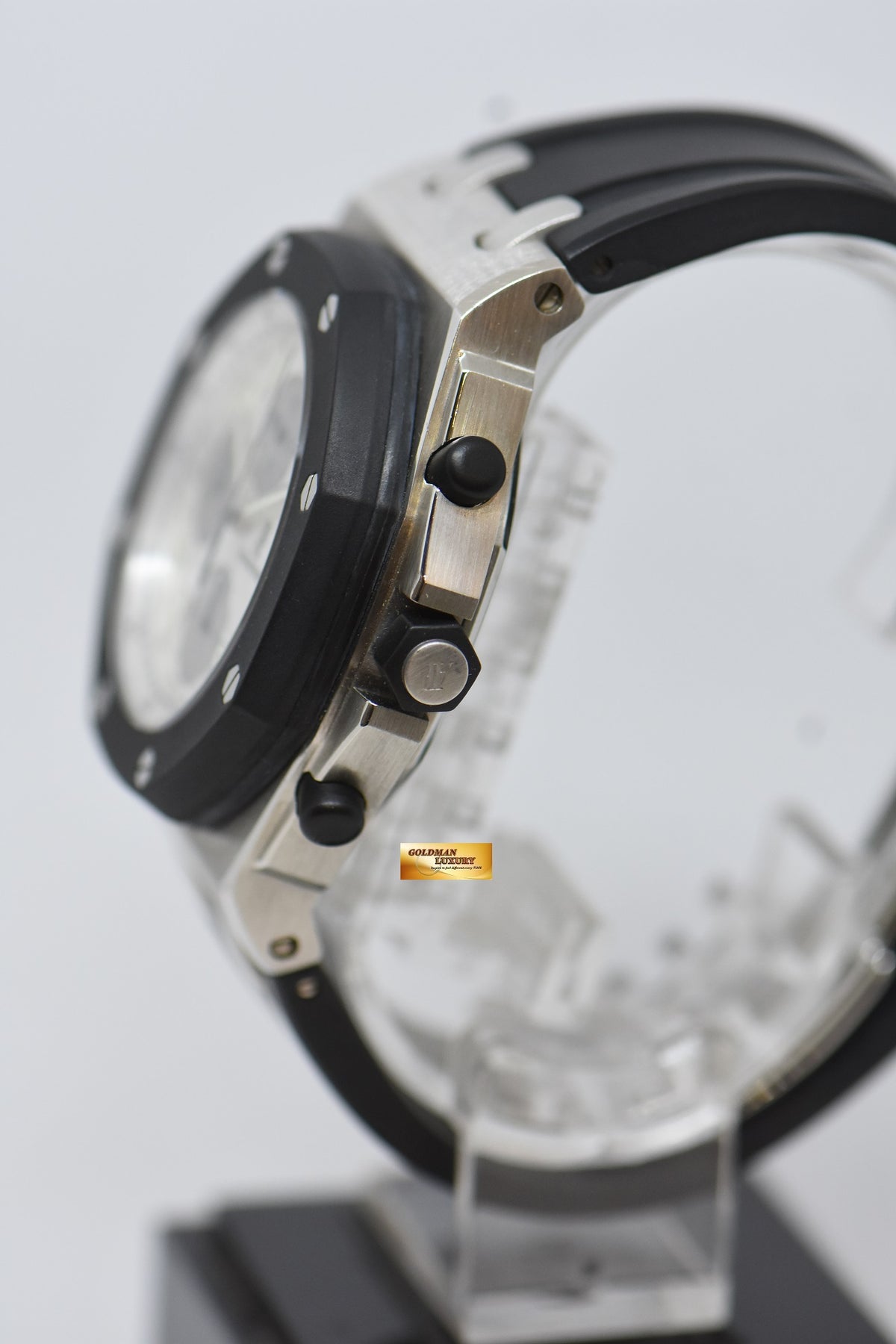 [SOLD] AUDEMARS PIGUET ROYAL OAK OFFSHORE 42mm CHRONOGRAPH RUBBER CLAD STEEL AUTOMATIC 25940SK (MINT)