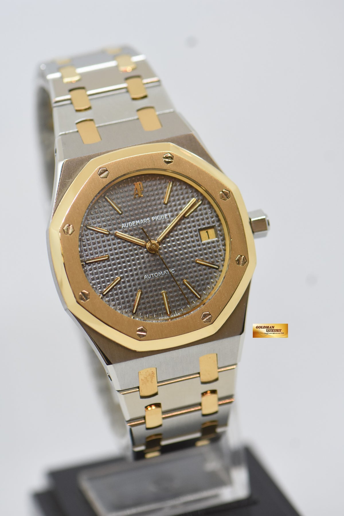 [SOLD] AUDEMARS PIGUET ROYAL OAK 36mm GOLD / STEEL IN BRACELET GREY DIAL AUTOMATIC 14790.789 (MINT)