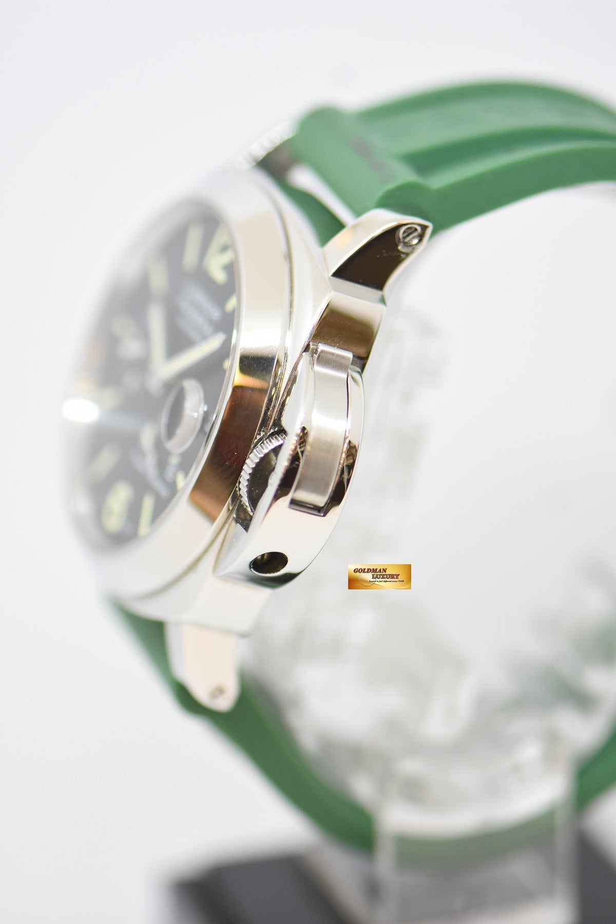 [SOLD] PANERAI LUMINOR MARINA 44mm POWER RESERVE AUTOMATIC BLACK PAM 1090 (MINT)