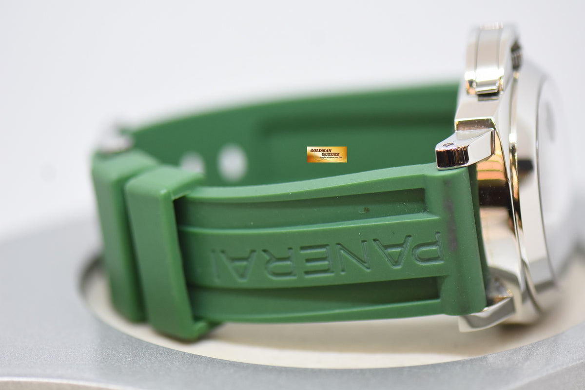 [SOLD] PANERAI LUMINOR MARINA 44mm POWER RESERVE AUTOMATIC BLACK PAM 1090 (MINT)