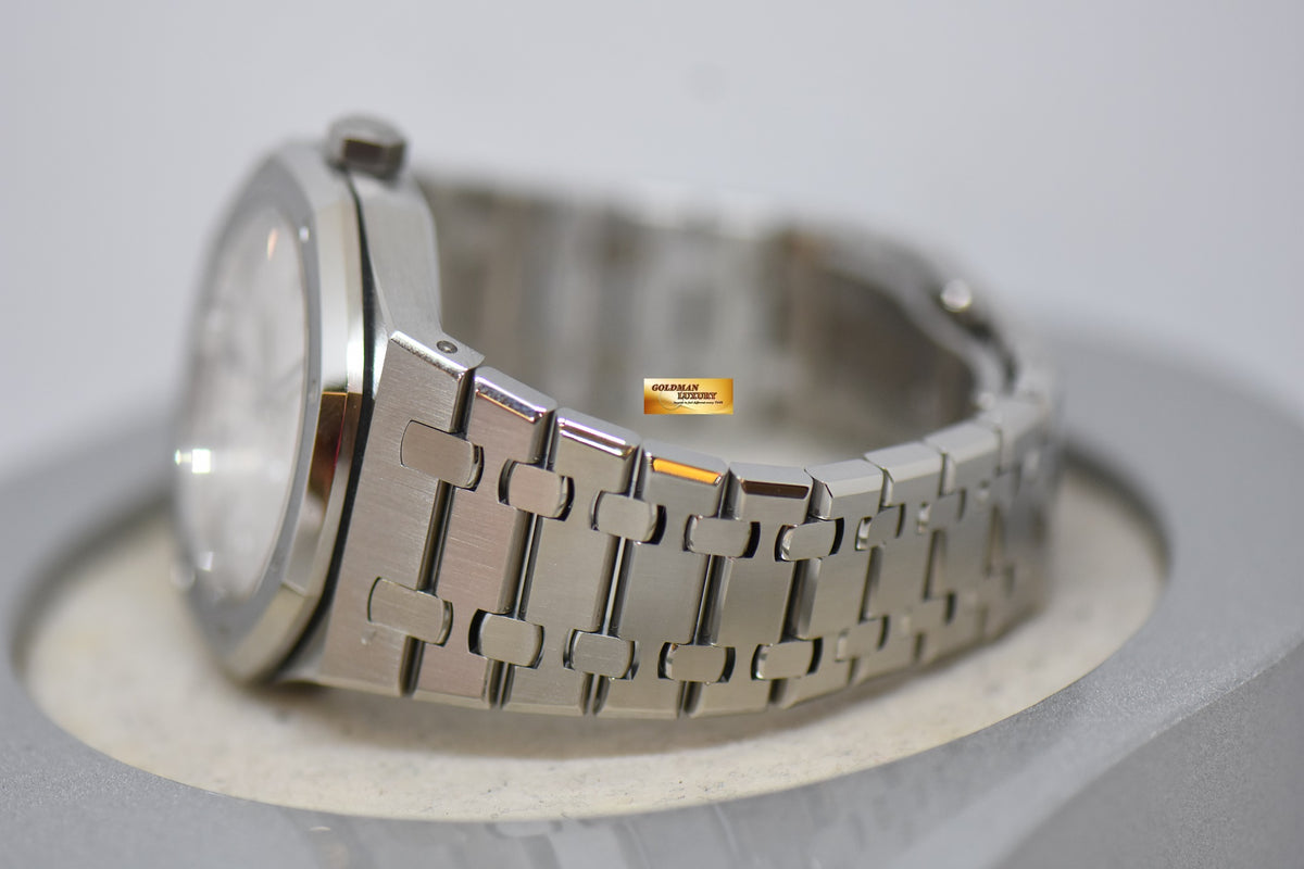 [SOLD] AUDEMARS PIGUET ROYAL OAK 41mm STEEL BRACELET WHITE DIAL AUTOMATIC 15400ST (MINT)