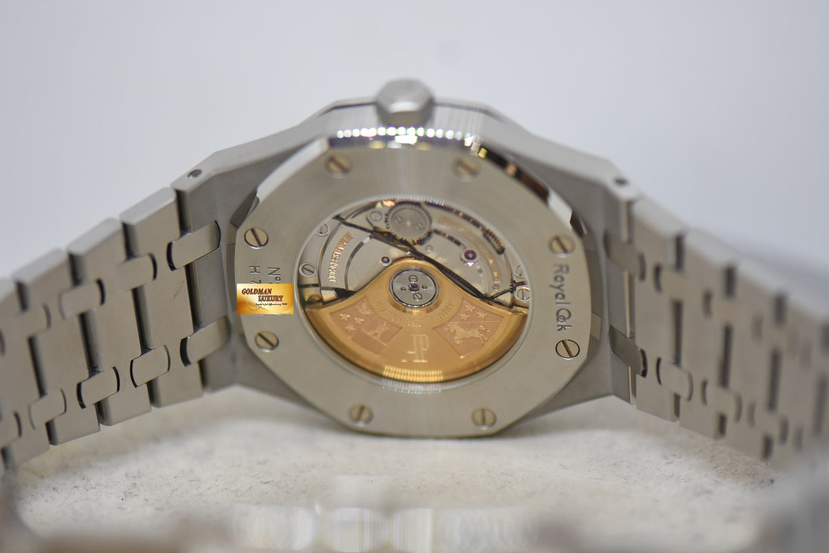 [SOLD] AUDEMARS PIGUET ROYAL OAK 41mm STEEL BRACELET WHITE DIAL AUTOMATIC 15400ST (MINT)