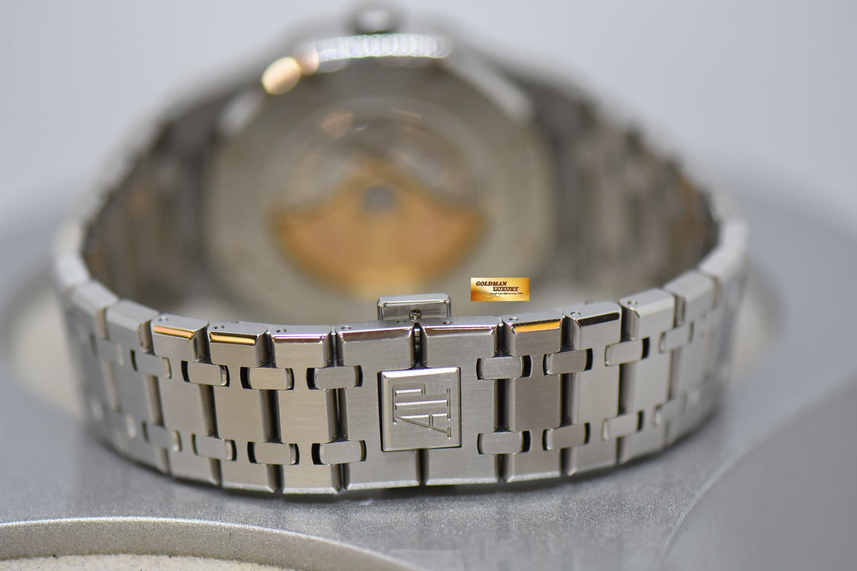 [SOLD] AUDEMARS PIGUET ROYAL OAK 41mm STEEL BRACELET WHITE DIAL AUTOMATIC 15400ST (MINT)