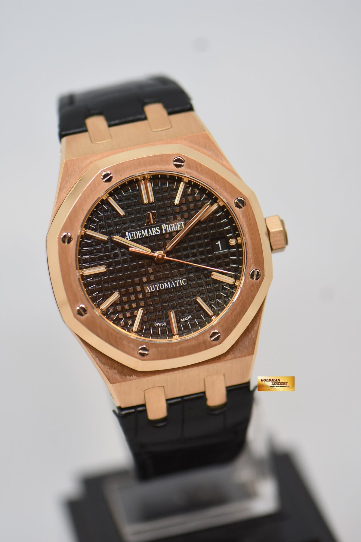 [SOLD] AUDEMARS PIGUET ROYAL OAK 37mm ROSE GOLD IN LEATHER STRAP BLACK DIAL AUTOMATIC 15450OR (MINT)