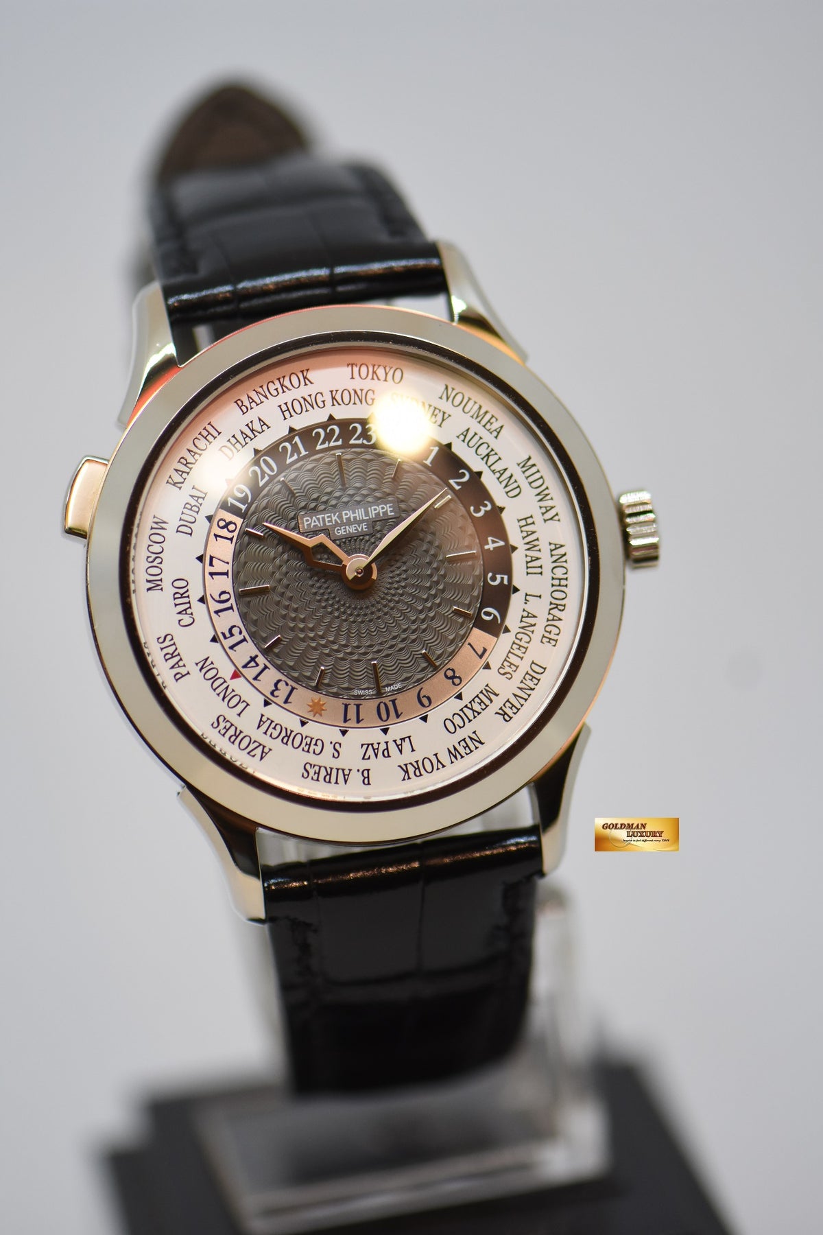 [SOLD] PATEK PHILIPPE WORLD TIME 38.5mm WHITE GOLD IN LEATHER STRAP AUTOMATIC 5230G (LNIB)