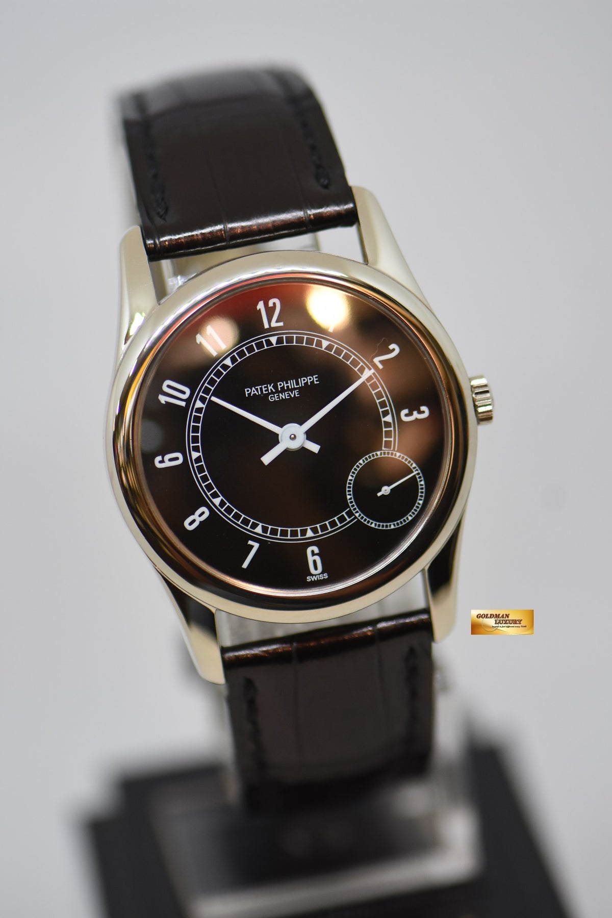 [SOLD] PATEK PHILIPPE CALATRAVA 34mm WHITE GOLD IN LEATHER STRAP AUTOMATIC 5000G (MINT)