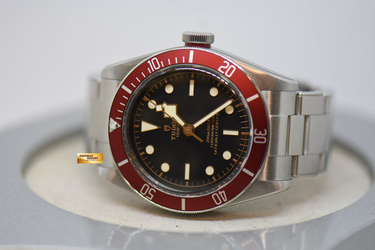 [SOLD] TUDOR BLACK BAY 41mm STEEL IN RIVETED BRACELET BURGUNDY RED BEZEL 79230R AUTOMATIC (NEW-UNWORN)