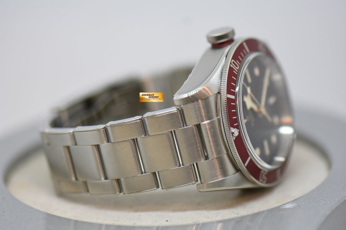 [SOLD] TUDOR BLACK BAY 41mm STEEL IN RIVETED BRACELET BURGUNDY RED BEZEL 79230R AUTOMATIC (NEW-UNWORN)
