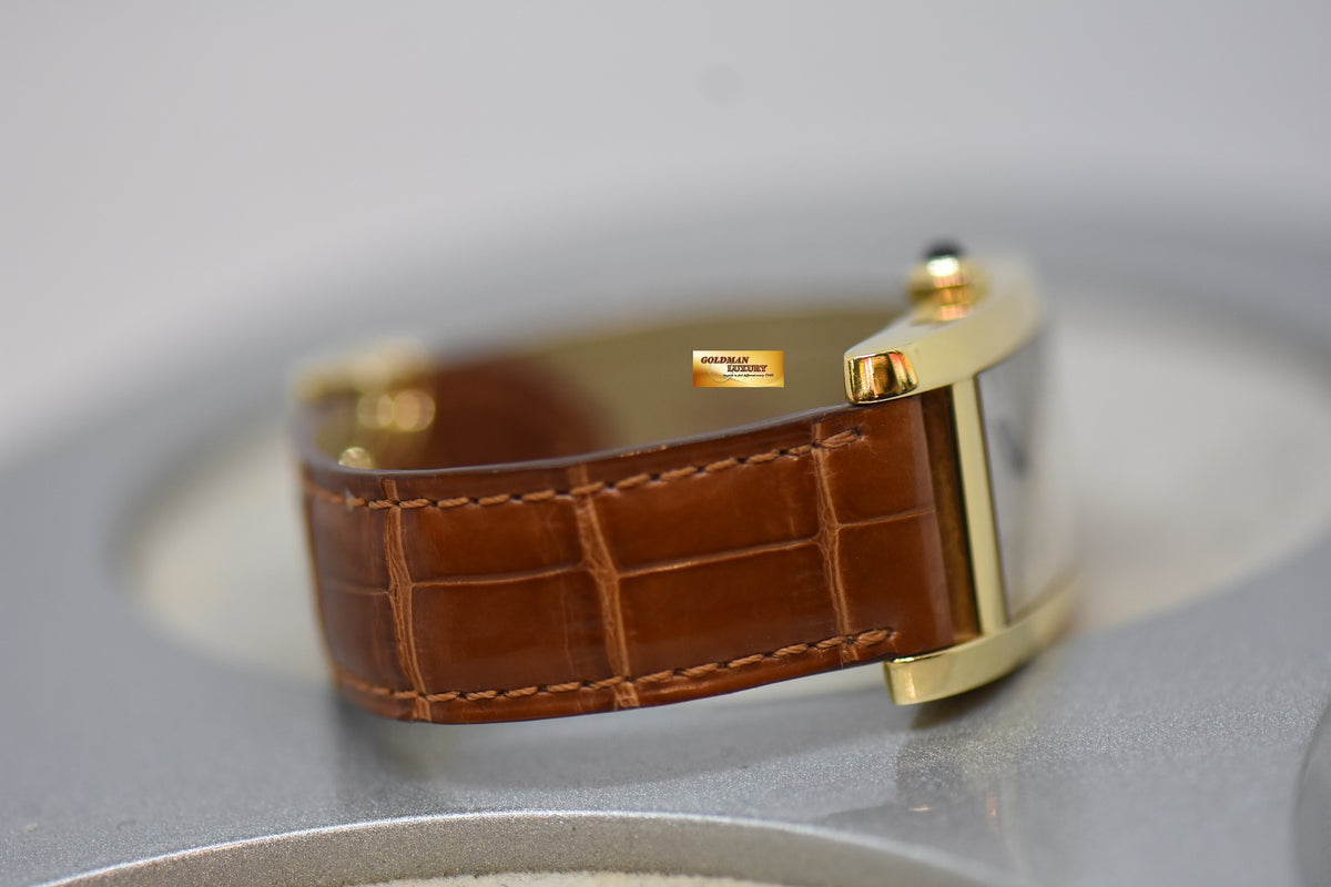 [SOLD] CARTIER TANK AMERICAINE MEDIUM YELLOW GOLD IN LEATHER STRAP AUTOMATIC (NEAR MINT)