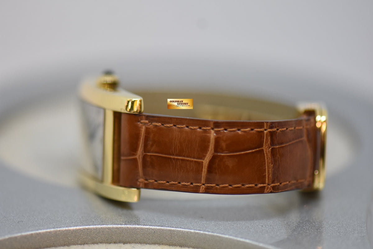 [SOLD] CARTIER TANK AMERICAINE MEDIUM YELLOW GOLD IN LEATHER STRAP AUTOMATIC (NEAR MINT)