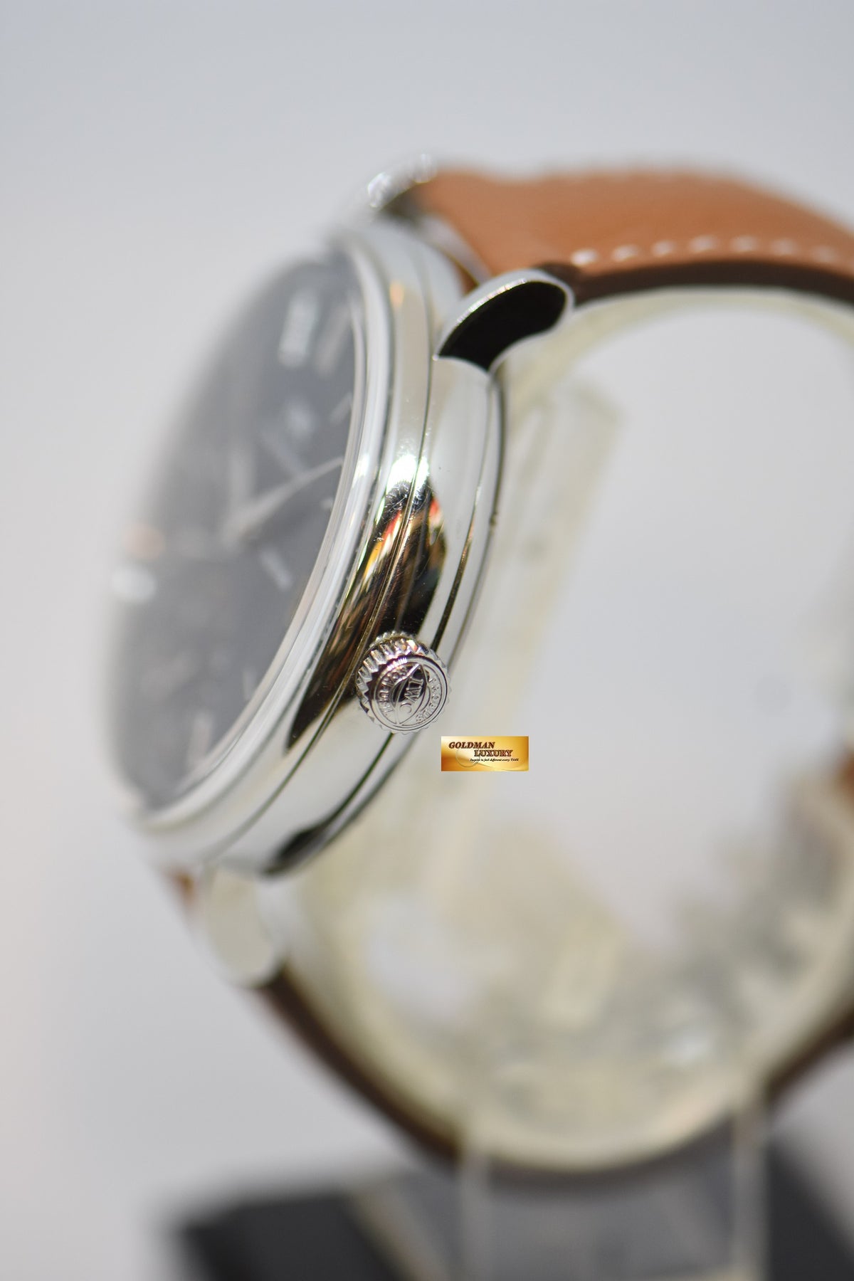 [SOLD] IWC PORTOFINO 43mm 8 DAYS POWER RESERVE MANUAL WINDING BLUE DIAL IW5101-06 (NEAR MINT)