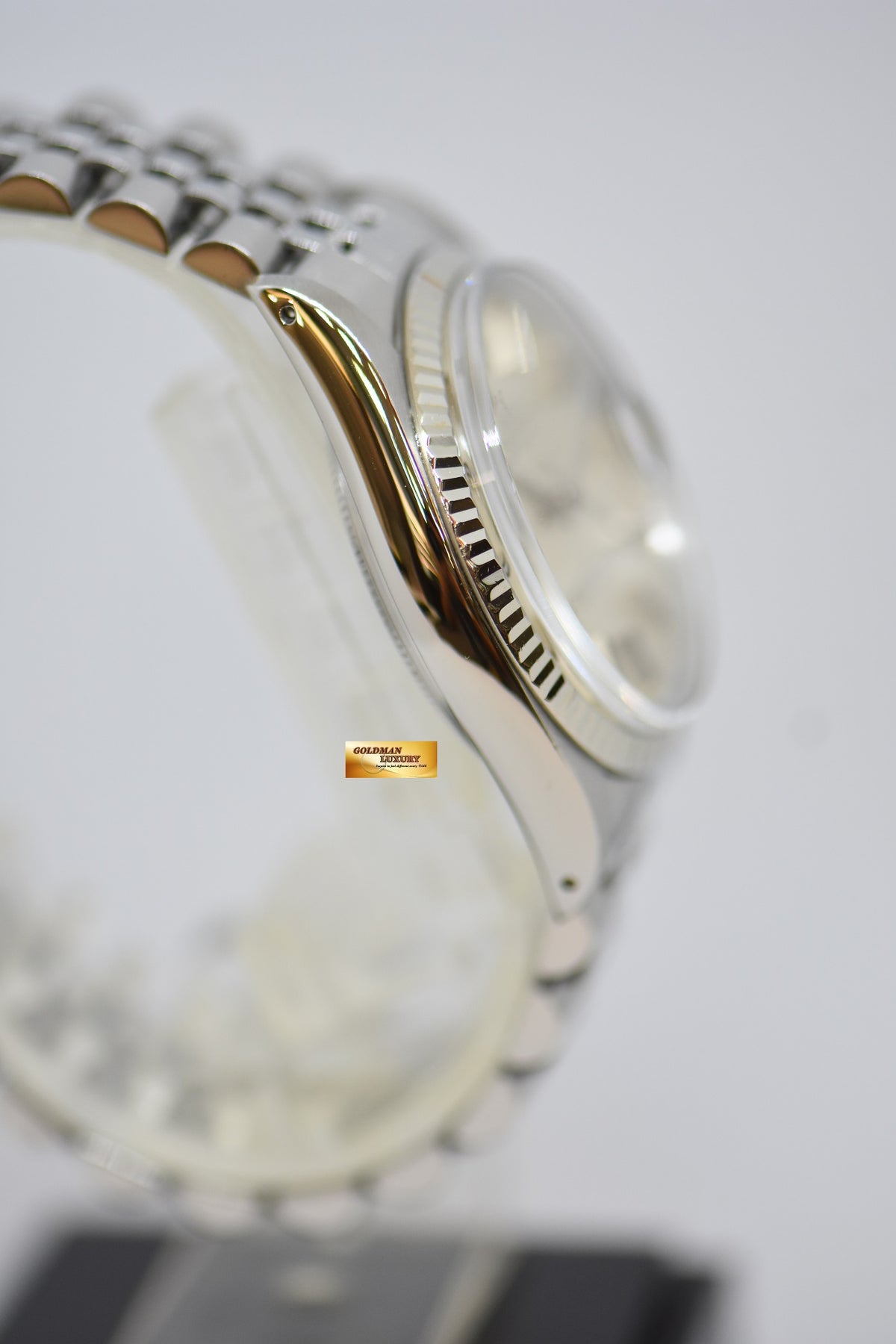 [SOLD] ROLEX OYSTER DATEJUST 36mm STEEL IN JUBILEE BRACELET SILVER LINEN DIAL 16014 (QUICKSET-DIAL) (MINT)