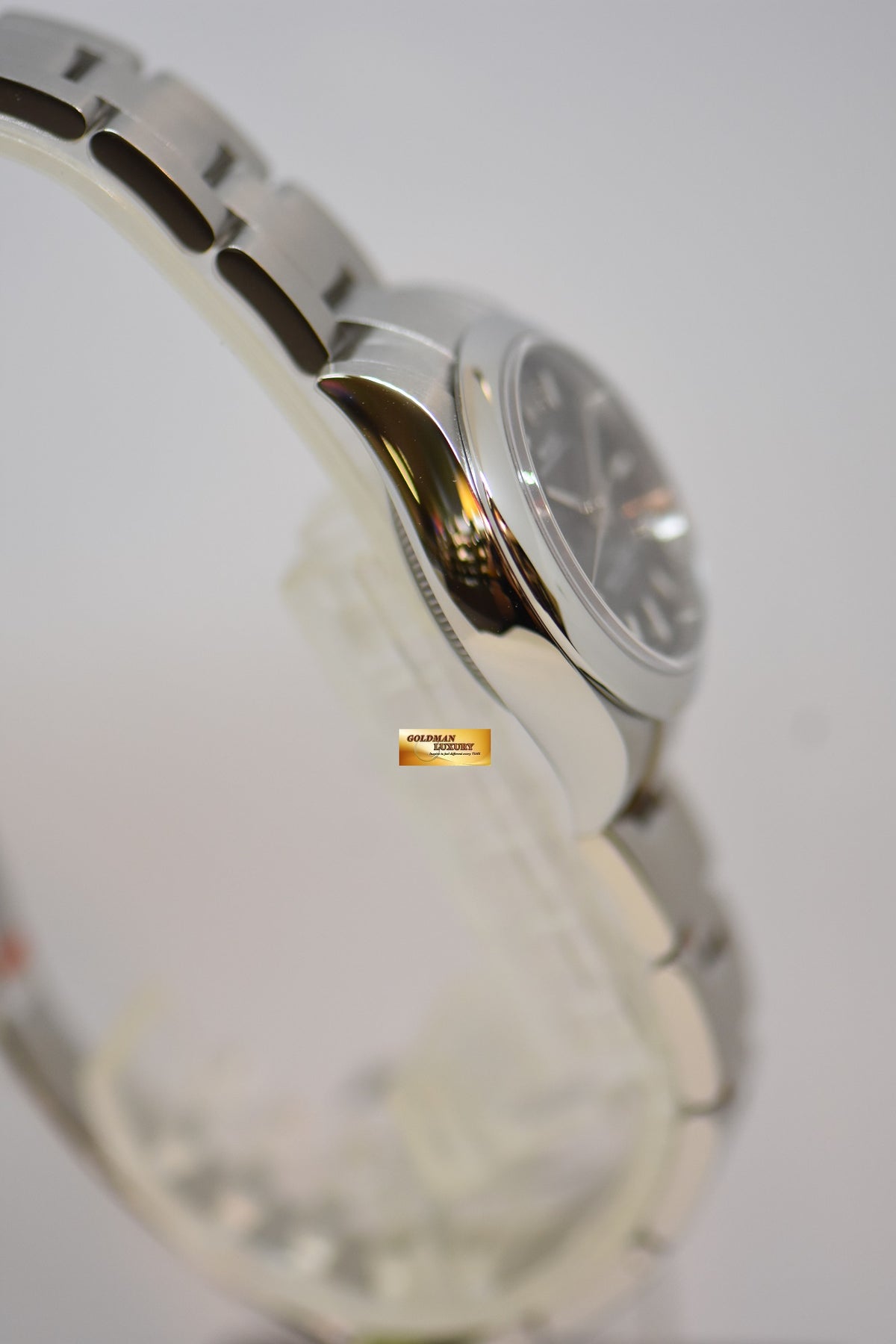 [SOLD] ROLEX OYSTER PERPETUAL 28mm STEEL IN OYSTER BRACELET BLACK DIAL 276200 (NEW-UNWORN)
