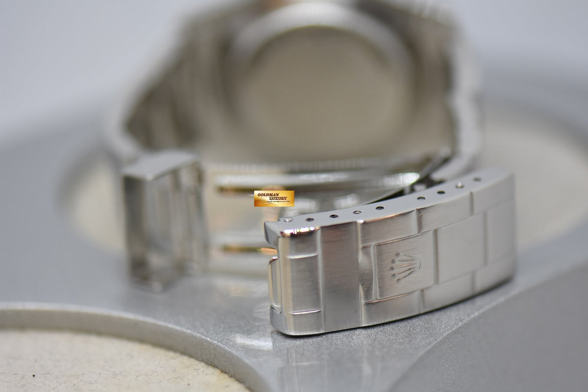 [SOLD] ROLEX OYSTER PERPETUAL SUBMARINER 40mm STEEL IN BRACELET 40mm BLACK TRITIUM DIAL 16610 (NEO-VINTAGE)