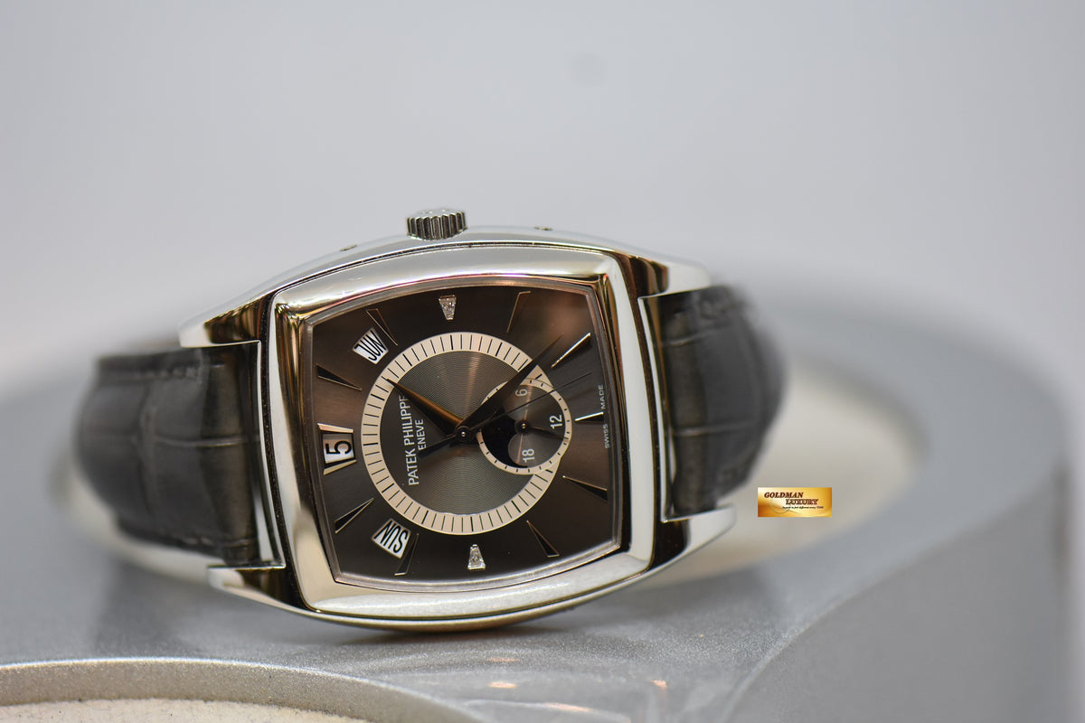 [SOLD] PATEK PHILIPPE ANNUAL CALENDAR with MOONPHASE GONDOLO TONNEAU PLATINUM IN LEATHER STRAP MEN’S AUTOMATIC 5135P (MINT)