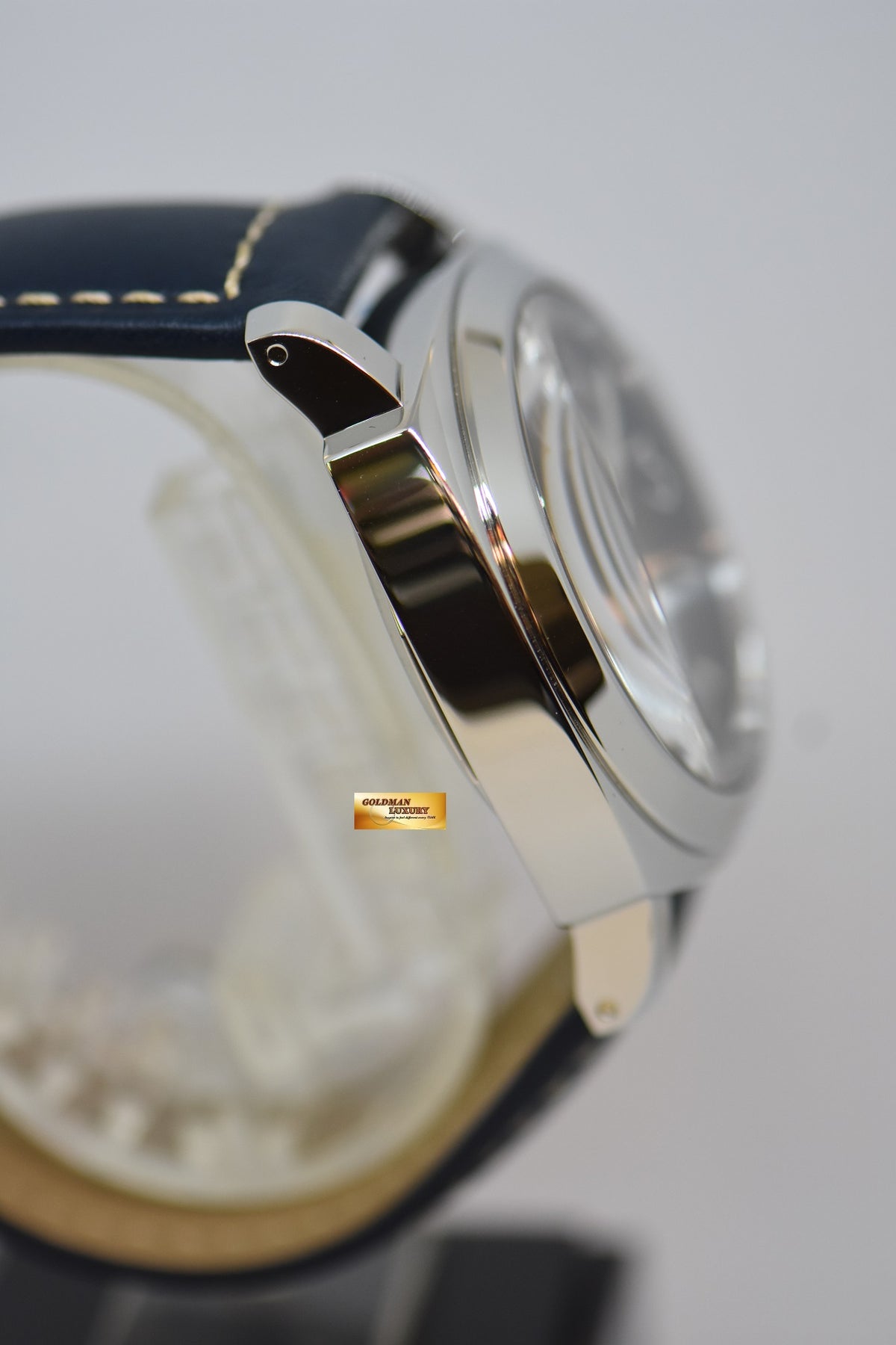 [SOLD] PANERAI LUMINOR BLU MARE 44mm STEEL IN LEATHER STRAP MANUAL WINDING PAM 1085 (NEW-UNWORN)