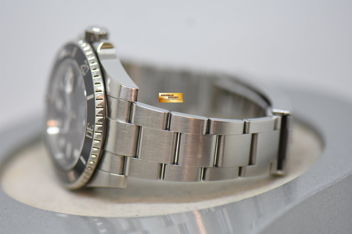 [SOLD] ROLEX OYSTER SUBMARINER 40mm STEEL IN OYSTER BRACELET BLACK DIAL CERAMIC BEZEL 116610LN (MINT)