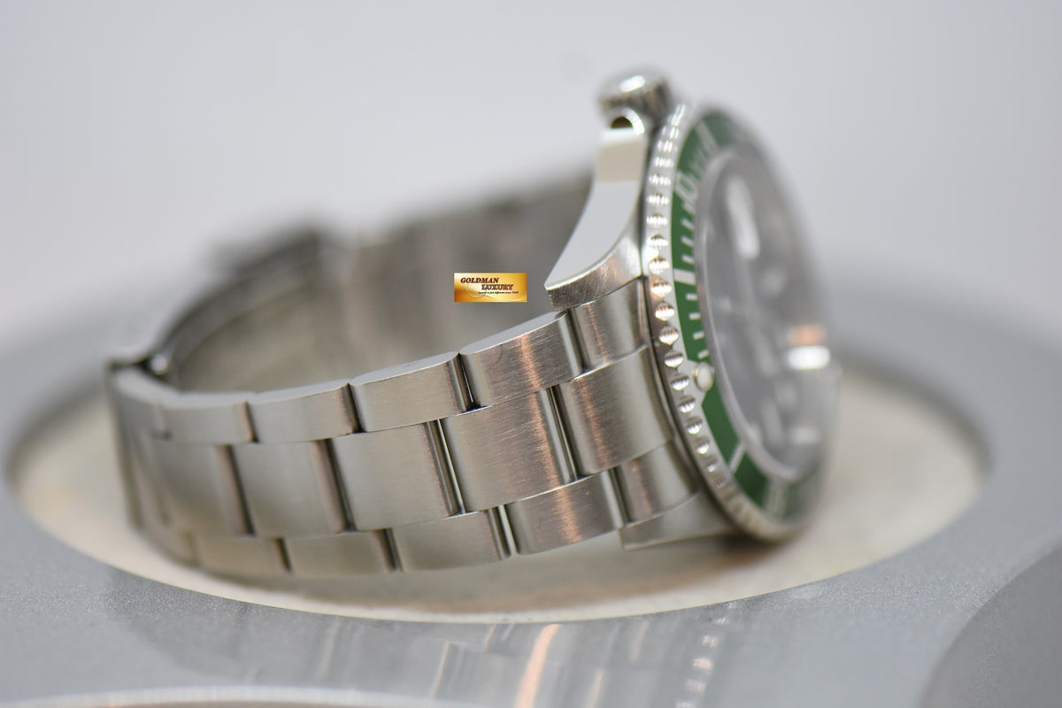 [SOLD] ROLEX OYSTER PERPETUAL SUBMARINER “KERMIT” 40mm STEEL IN BRACELET GREEN BEZEL 16610LV (MINT)