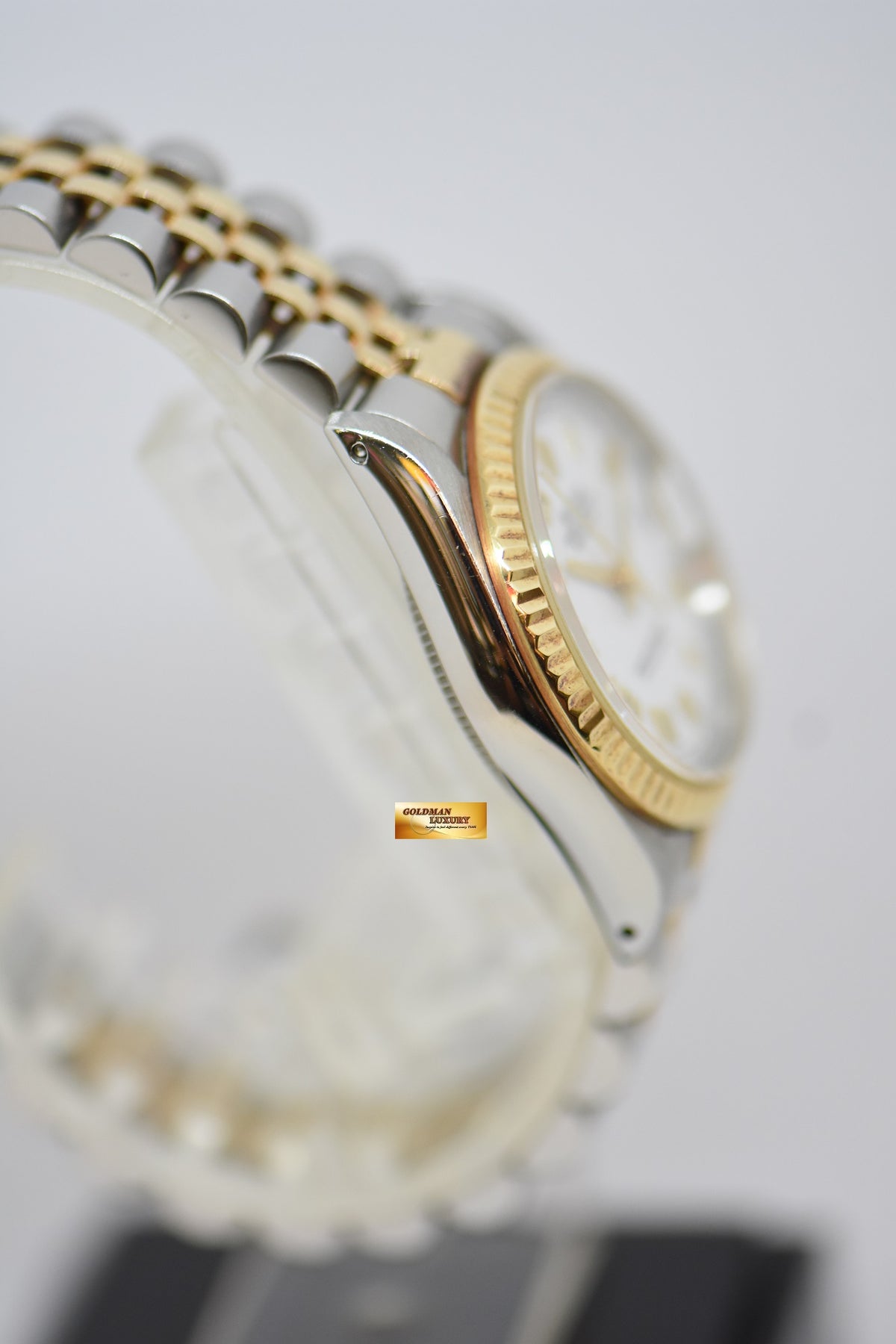 [SOLD] ROLEX OYSTER DATEJUST 31mm HALF-GOLD IN JUBILEE BRACELET WHITE DIAL 68273 (MINT)